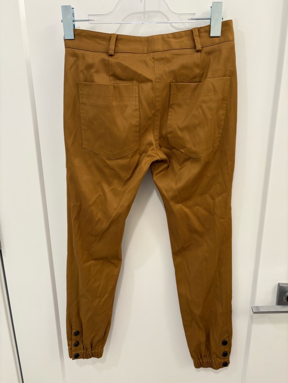 Veronica Beard Manisha Utility Joggers in Dune Size 0 - Picture 8 of 16